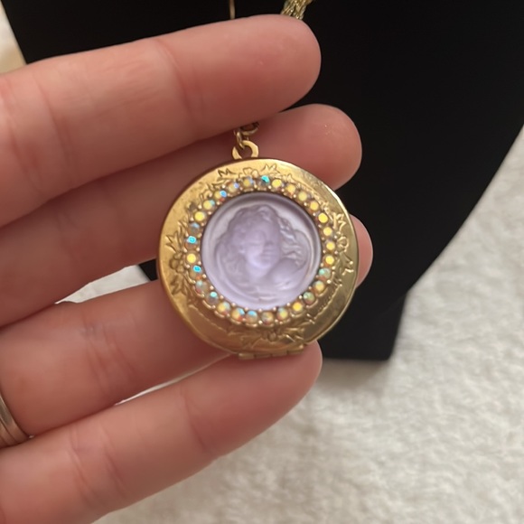 Vintage Kirks Folly Dream Angel locket - Picture 3 of 11